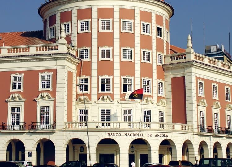 O Aviso 10/2024 a moldar o crédito em Angola