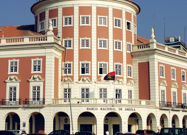 O Aviso 10/2024 a moldar o crédito em Angola