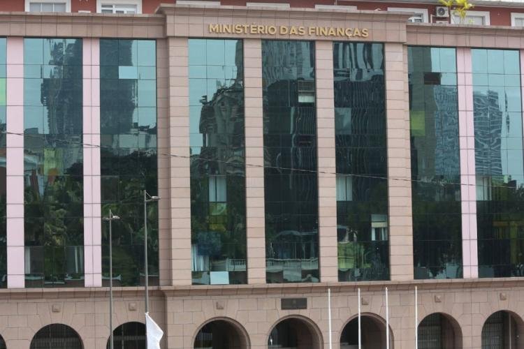 Angola Capta USD 2,5 Mil milhões em Eurobonds e executa recompra estratégica de dívida